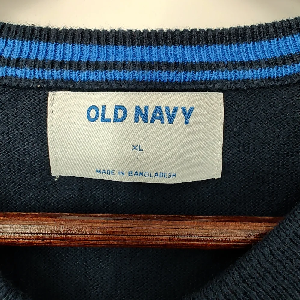 Old Navy Boys Navy Blue V-Neck Sweater Size X Large